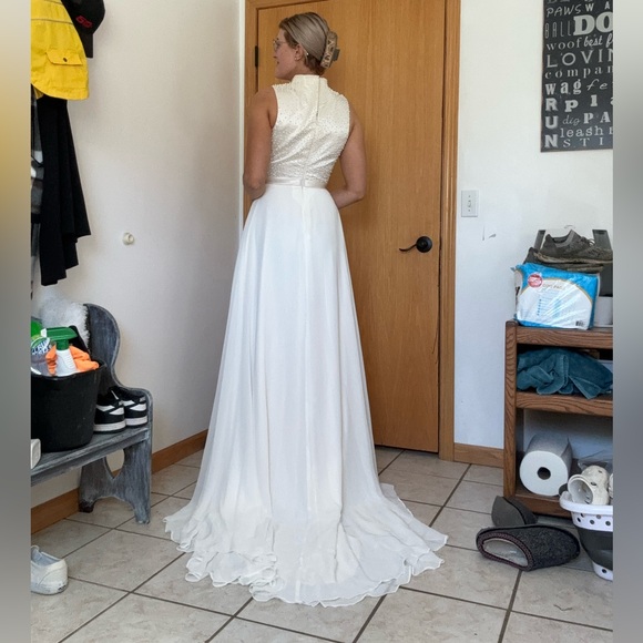 White Sherri Hill Gown - Picture 6 of 6